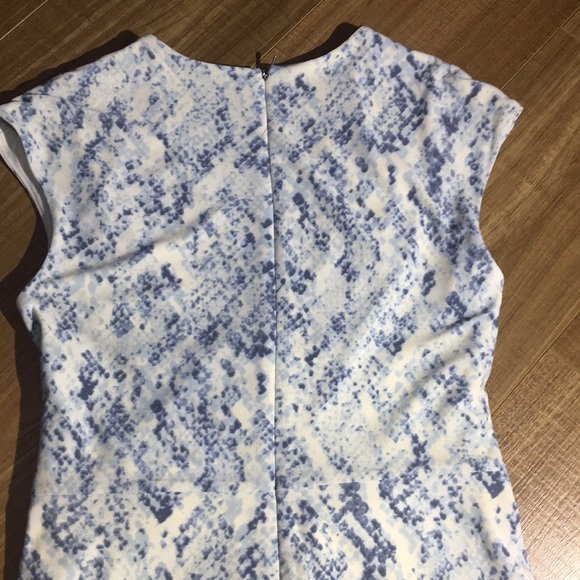 DKNY dress size 2 - Picture 7 of 10